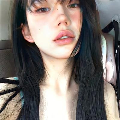 蓝眼睛波利